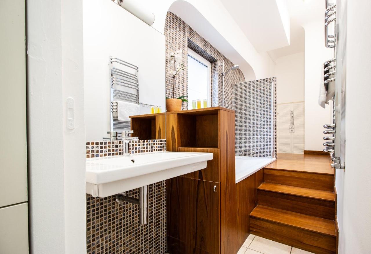 Kopernika Srodmiescie Apartment 华沙 外观 照片